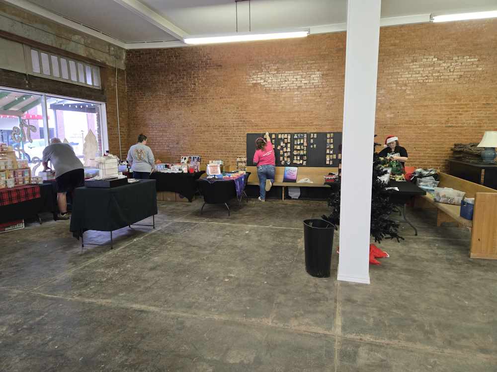 Christmas in DeKalb Vendors