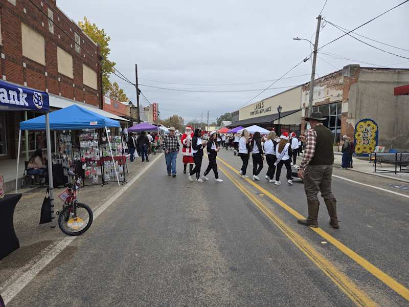Christmas in Dekalb 2025 Parade